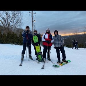 Meet your Posher, Raymond